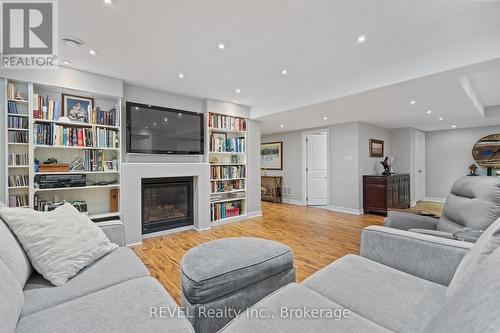 8943 Black Forest Crescent, Niagara Falls, ON - Indoor Photo Showing Living Room With Fireplace