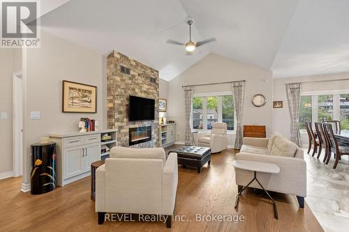 8943 Black Forest Crescent, Niagara Falls, ON - Indoor Photo Showing Living Room With Fireplace