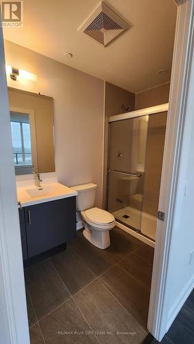 414 - 3220 William Coltson Avenue, Oakville, ON - Indoor Photo Showing Bathroom