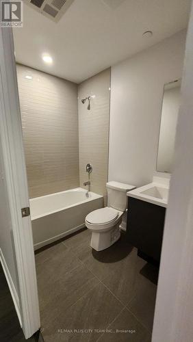 414 - 3220 William Coltson Avenue, Oakville, ON - Indoor Photo Showing Bathroom