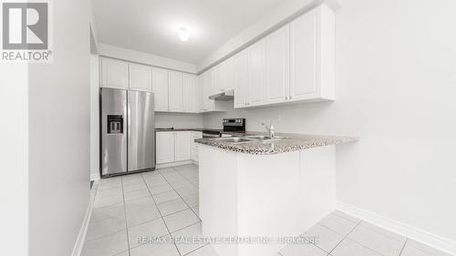 510 Downes Jackson Heights, Milton, ON - Indoor Photo Showing Kitchen With Double Sink