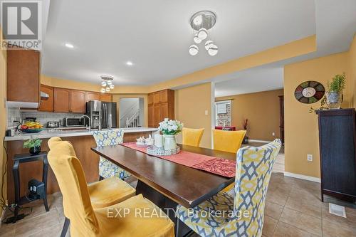 43 Peer Drive, Guelph, ON - Indoor Photo Showing Dining Room