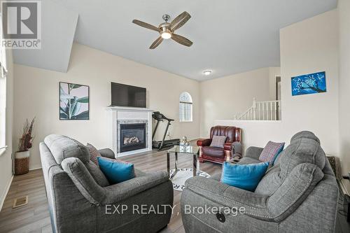 43 Peer Drive, Guelph, ON - Indoor Photo Showing Living Room With Fireplace