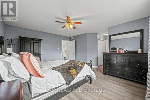 43 Peer Drive, Guelph, ON - Indoor Photo Showing Bedroom