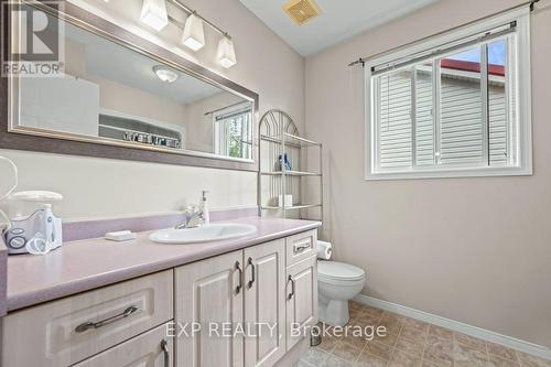 43 Peer Drive, Guelph, ON - Indoor Photo Showing Bathroom