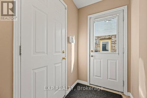 43 Peer Drive, Guelph, ON - Indoor Photo Showing Other Room