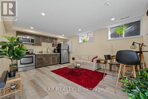 43 Peer Drive, Guelph, ON - Indoor