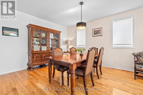 1220 Cyprus Road, Kingston (Kingston East (Incl Barret Crt)), ON - Indoor Photo Showing Dining Room