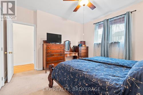 1220 Cyprus Road, Kingston (Kingston East (Incl Barret Crt)), ON - Indoor Photo Showing Bedroom