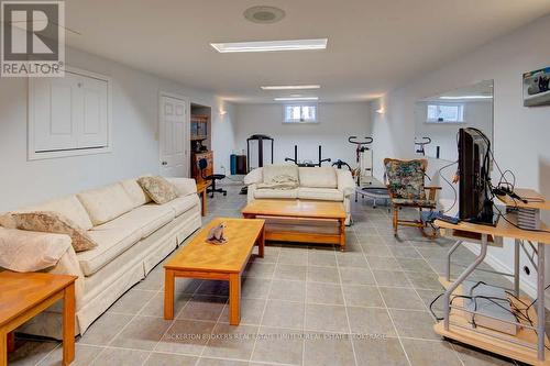 739 Sand Lake Road E, Rideau Lakes, ON - Indoor Photo Showing Living Room