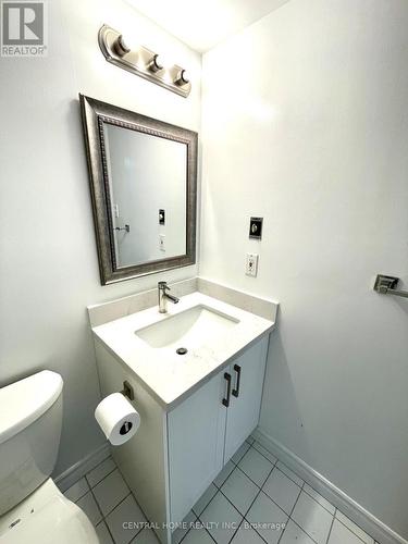 309 - 2550 Lawrence Avenue E, Toronto, ON - Indoor Photo Showing Bathroom