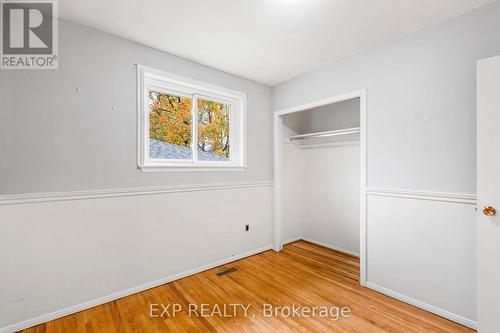 5 Midcroft Drive, Toronto, ON - Indoor Photo Showing Other Room