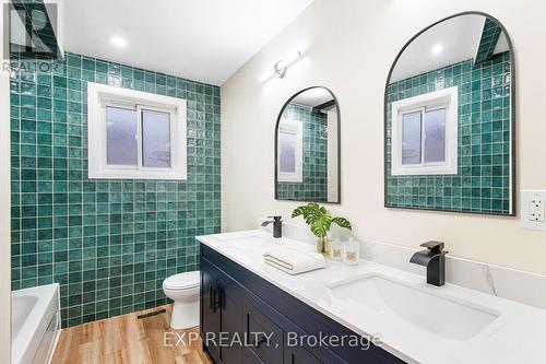 5 Midcroft Drive, Toronto, ON - Indoor Photo Showing Bathroom