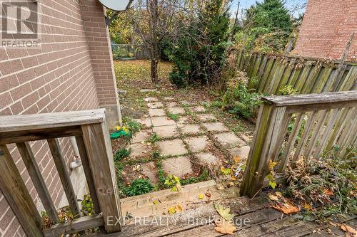 5 Midcroft Drive, Toronto, ON - Outdoor