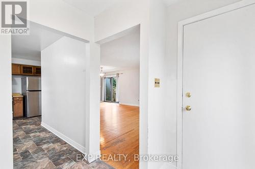 5 Midcroft Drive, Toronto, ON - Indoor Photo Showing Other Room