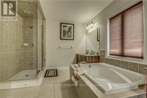 50 Edgehill Avenue, Whitchurch-Stouffville, ON - Indoor Photo Showing Bathroom