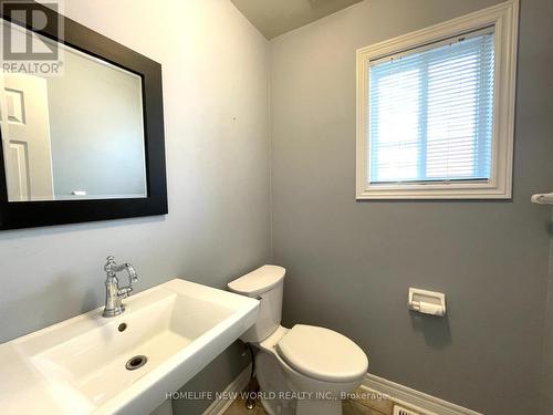 98 Thrushwood Drive, Barrie, ON - Indoor Photo Showing Bathroom