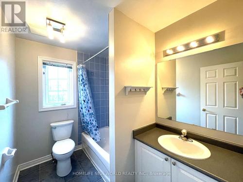 98 Thrushwood Drive, Barrie, ON - Indoor Photo Showing Bathroom