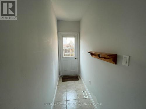 98 Thrushwood Drive, Barrie, ON - Indoor Photo Showing Other Room