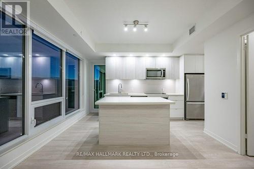 1507 - 8868 Yonge Street E, Richmond Hill, ON - Indoor Photo Showing Kitchen