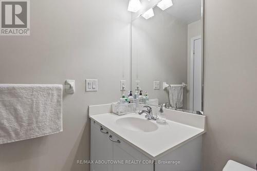 320 - 385 Prince Of Wales Drive, Mississauga, ON - Indoor Photo Showing Bathroom