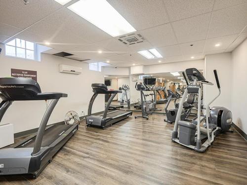 Exercise room - B54-3940 Ch. De La Côte-Des-Neiges, Montréal (Ville-Marie), QC - Indoor Photo Showing Gym Room