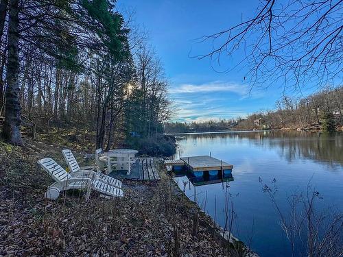 Waterfront - 51 Ch. Du Lac, Brownsburg-Chatham, QC - Outdoor With Body Of Water With View