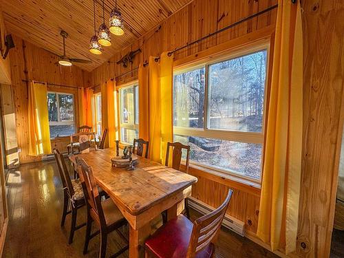 Dining room - 51 Ch. Du Lac, Brownsburg-Chatham, QC - Indoor Photo Showing Dining Room