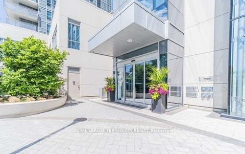 1519-275 Village Green Sq, Toronto, ON - Outdoor