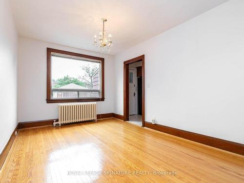 214 Mortimer Ave, Toronto, ON - Indoor Photo Showing Other Room