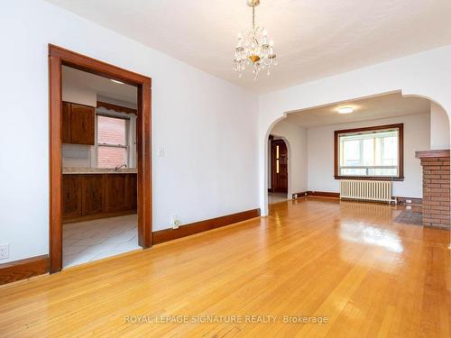 214 Mortimer Ave, Toronto, ON - Indoor Photo Showing Other Room