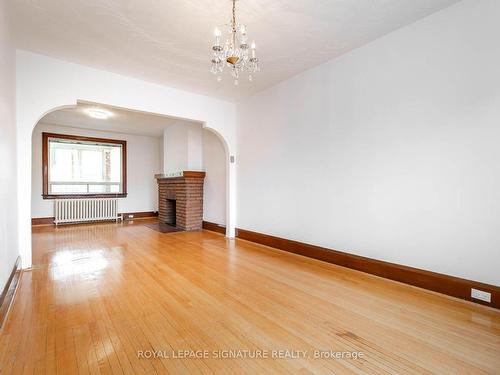 214 Mortimer Ave, Toronto, ON - Indoor Photo Showing Other Room