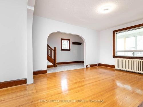 214 Mortimer Ave, Toronto, ON - Indoor Photo Showing Other Room