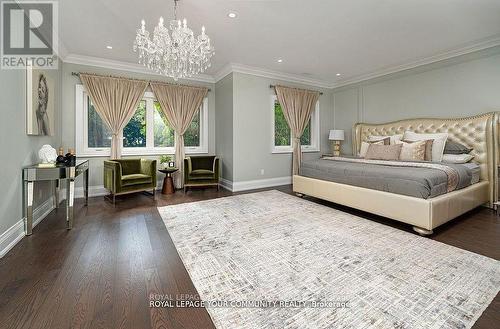 102 Ruggles Avenue, Richmond Hill, ON - Indoor Photo Showing Bedroom