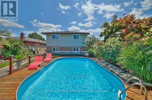 23 Andrea Drive, St. Catharines (462 - Rykert/Vansickle), ON - Outdoor With In Ground Pool With Backyard With Exterior