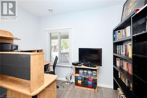 2 Fairburn Avenue, St. Catharines (460 - Burleigh Hill), ON - Indoor