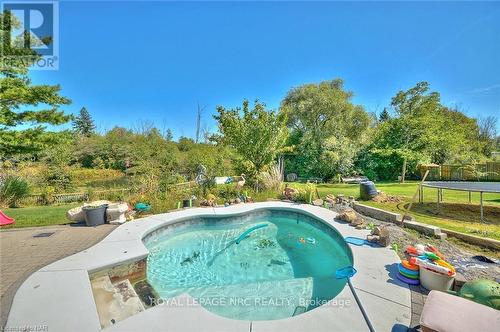 10266 Willodell Road, Niagara Falls (224 - Lyons Creek), ON - Outdoor With In Ground Pool With Backyard