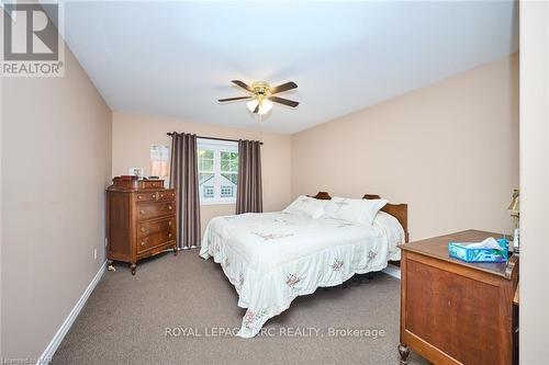 42 Chicory Crescent, St. Catharines (452 - Haig), ON - Indoor Photo Showing Bedroom