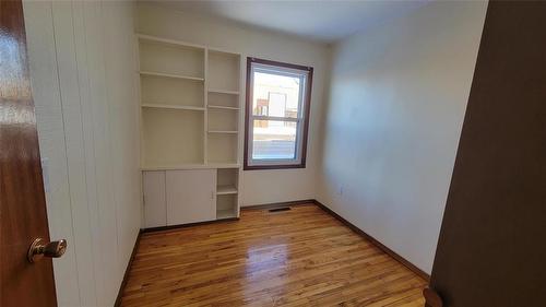 1628 Logan Avenue, Winnipeg, MB - Indoor Photo Showing Other Room