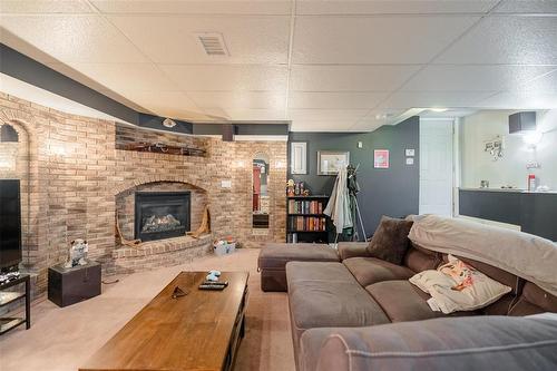 350 Trent Avenue, Winnipeg, MB - Indoor Photo Showing Living Room With Fireplace