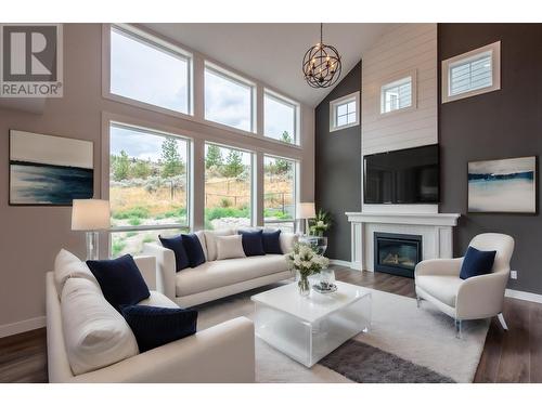 8759 Badger Drive, Kamloops, BC - Indoor Photo Showing Living Room With Fireplace