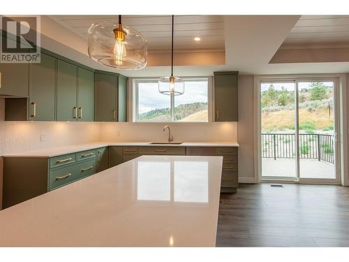 8759 Badger Drive, Kamloops, BC - Indoor Photo Showing Kitchen