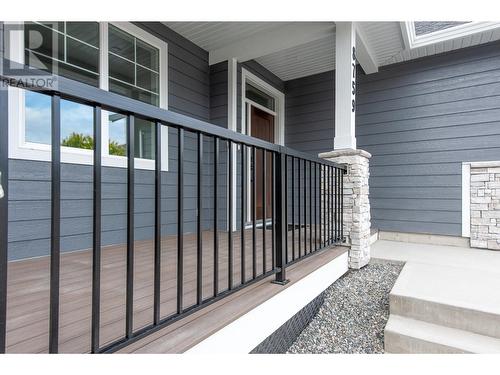 8759 Badger Drive, Kamloops, BC - Outdoor With Exterior