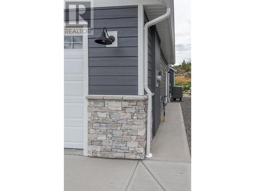 8759 Badger Drive, Kamloops, BC - 