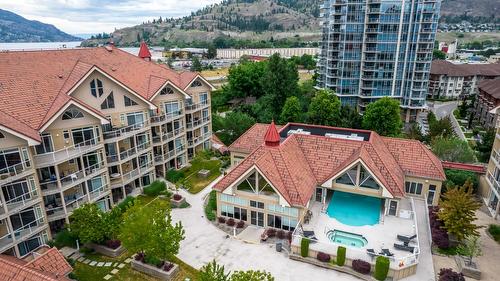 531-1088 Sunset Drive, Kelowna, BC - Outdoor