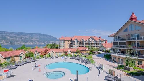 531-1088 Sunset Drive, Kelowna, BC - Outdoor With In Ground Pool