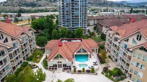 531-1088 Sunset Drive, Kelowna, BC - Outdoor