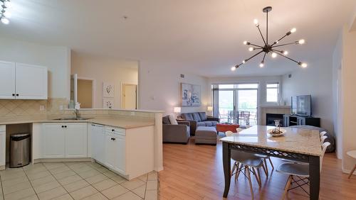 531-1088 Sunset Drive, Kelowna, BC - Indoor Photo Showing Other Room