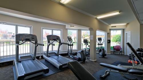 531-1088 Sunset Drive, Kelowna, BC - Indoor Photo Showing Gym Room