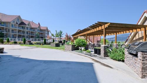 531-1088 Sunset Drive, Kelowna, BC - Outdoor